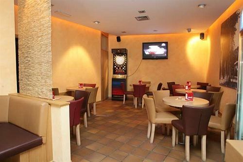 Crimea Wine Hotel Chiavenna Exteriér fotografie