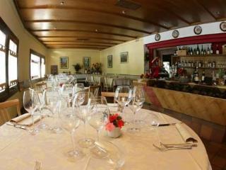 Crimea Wine Hotel Chiavenna Exteriér fotografie